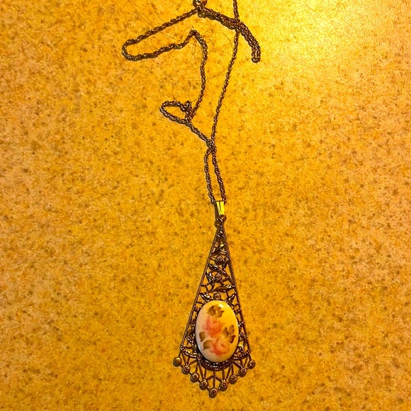 Vintage floral pendant necklace - Picture 1 of 5